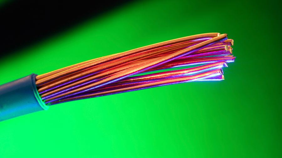 2.5mm Twin and Earth Cable, 100m Roll