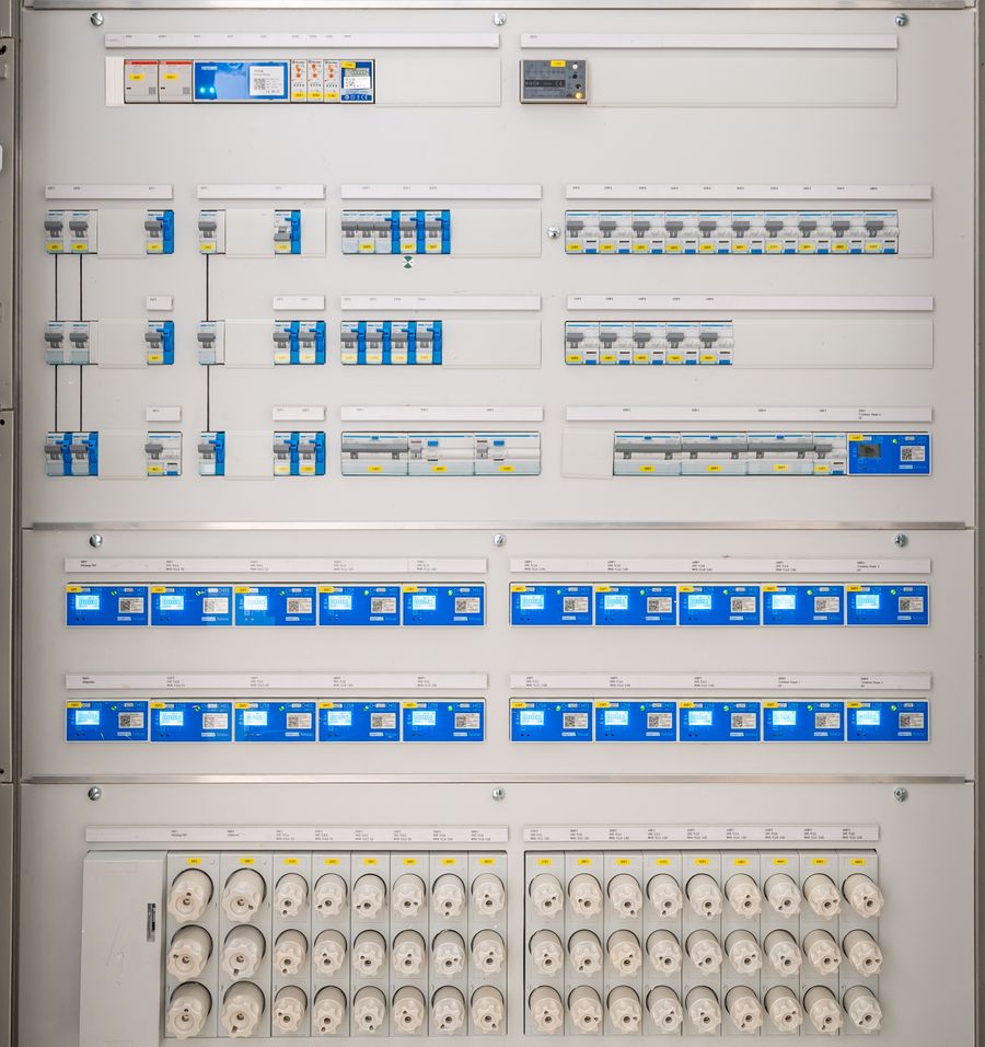 8-Way Consumer Unit with Breakers